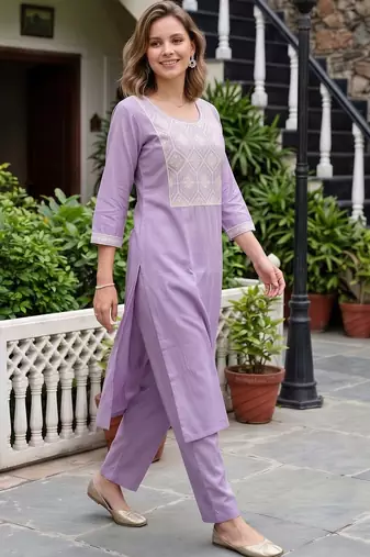 women embroidered regular thread work kurta with trousers