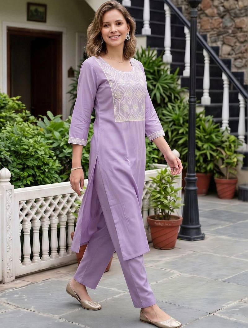 women embroidered regular thread work kurta with trousers