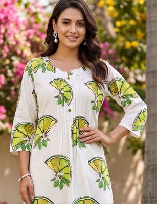 women printed regular cotton kurta with trousers 2