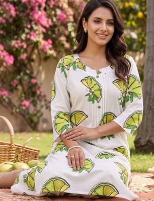 women printed regular cotton kurta with trousers 5