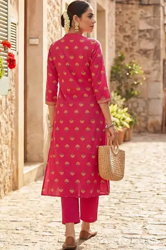 women ethnic motifs printed regular cotton kurta with trousers