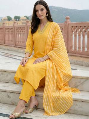 women ethnic motifs printed regular thread work kurta with trousers & with dupatta 5