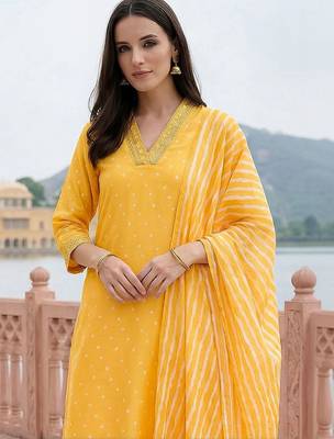 women ethnic motifs printed regular thread work kurta with trousers & with dupatta 6