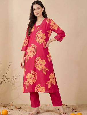 women floral printed regular cotton kurta with trousers 6