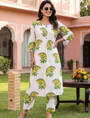 women printed regular cotton kurta with trousers 6