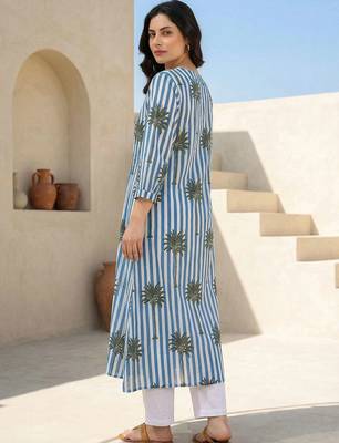 women printed regular cotton kurta with trousers 3