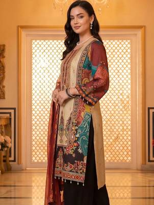 women ethnic motifs printed regular mirror work kurta with palazzos & with dupatta 3