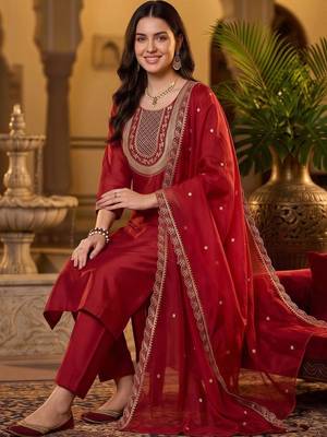 women ethnic motifs embroidered regular thread work liva kurta with trousers & with dupatta 5