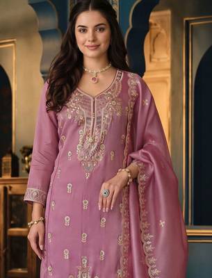 women ethnic motifs embroidered regular thread work kurta with trousers & with dupatta 2