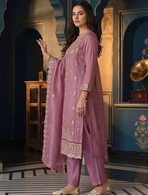 women ethnic motifs embroidered regular thread work kurta with trousers & with dupatta 3