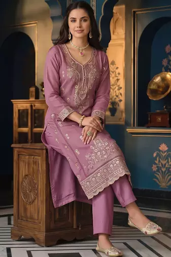 women ethnic motifs embroidered regular thread work kurta with trousers & with dupatta