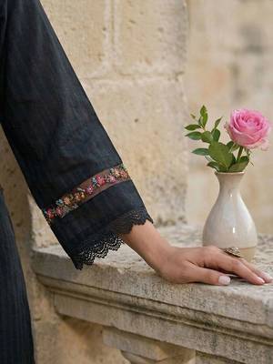 women ethnic motifs embroidered regular thread work cotton kurta with trousers & with dupatta 2