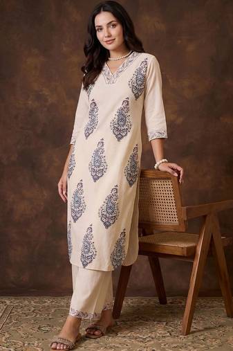 women ethnic motifs printed regular cotton kurta with palazzos