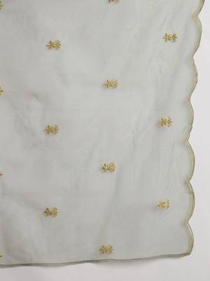 women ethnic motifs embroidered regular kurta with trousers & with dupatta 2