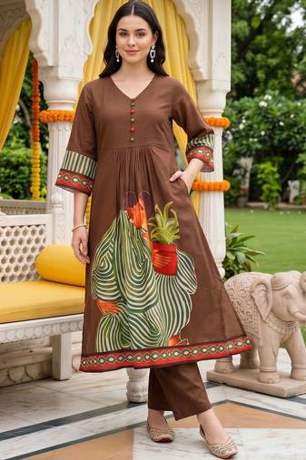 women ethnic motifs printed empire cotton kurta with trousers