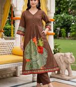 women ethnic motifs printed empire cotton kurta with trousers