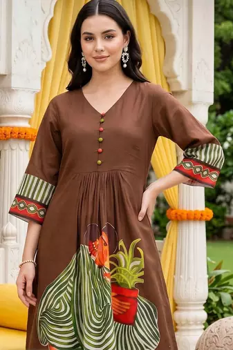 women ethnic motifs printed empire cotton kurta with trousers