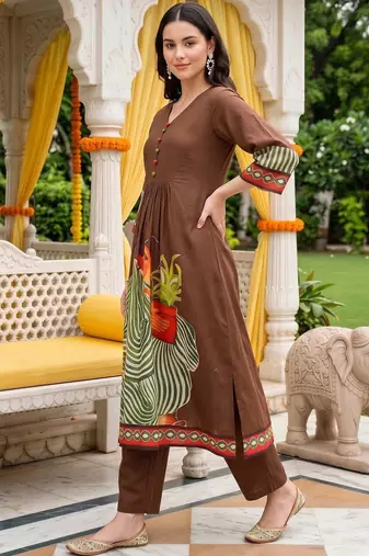 women ethnic motifs printed empire cotton kurta with trousers