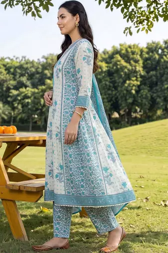 women floral printed panelled beads and stones cotton kurta with trousers & with dupatta