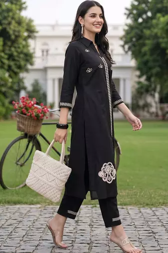 women ethnic motifs embroidered regular thread work cotton kurta with trousers