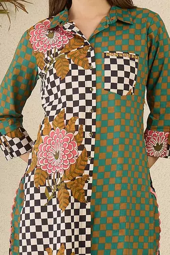 women printed regular cotton kurta with trousers