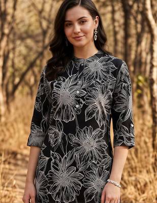 women floral printed regular kurta with palazzos 2