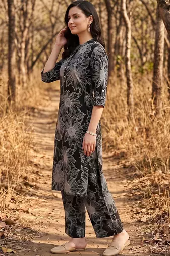 women floral printed regular kurta with palazzos