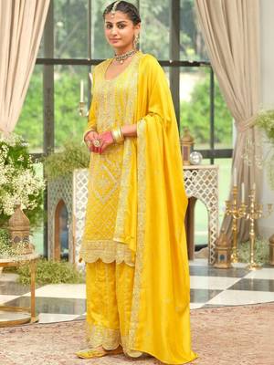 women ethnic motifs embroidered regular thread work kurta with palazzos & with dupatta 6