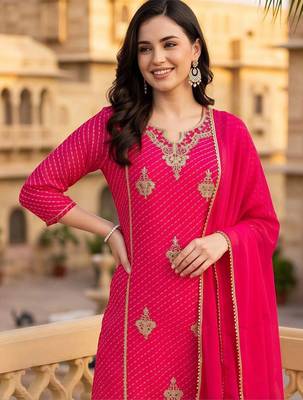 women ethnic motifs printed regular thread work kurta with trousers & with dupatta 2