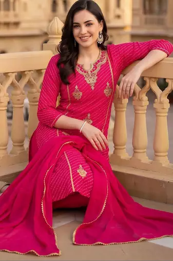 women ethnic motifs printed regular thread work kurta with trousers & with dupatta