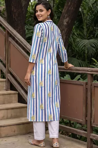 women printed regular cotton kurta with trousers