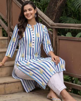 women printed regular cotton kurta with trousers 5