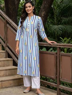 women printed regular cotton kurta with trousers 6