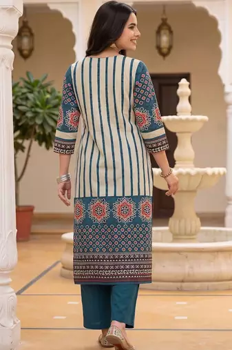 women ethnic motifs printed regular cotton kurta with trousers & with dupatta