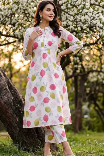 women printed regular cotton kurta with trousers