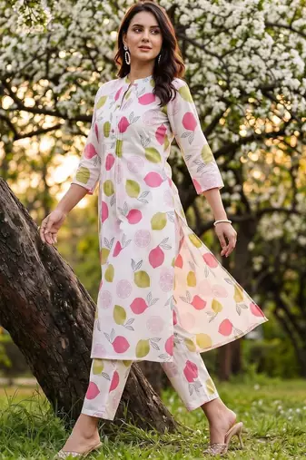 women printed regular cotton kurta with trousers