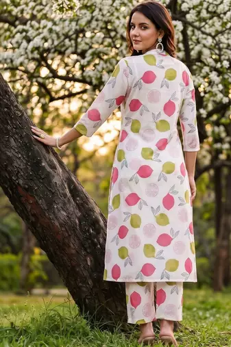 women printed regular cotton kurta with trousers