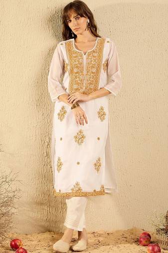 women ethnic motifs embroidered regular thread work kurta with trousers & with dupatta