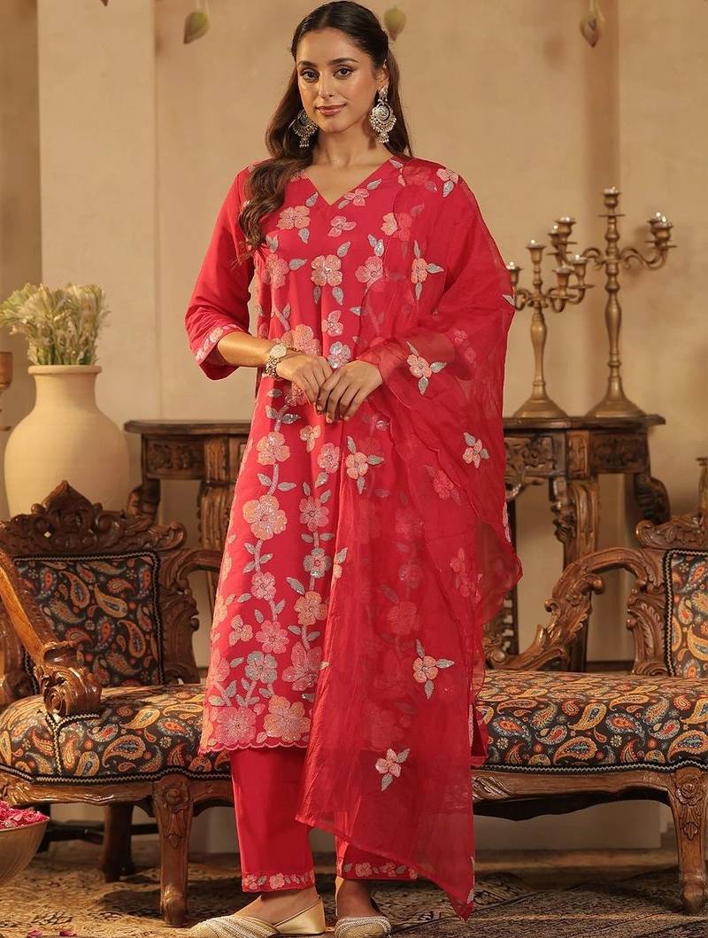 women floral embroidered regular sequinned kurta with trousers & with dupatta