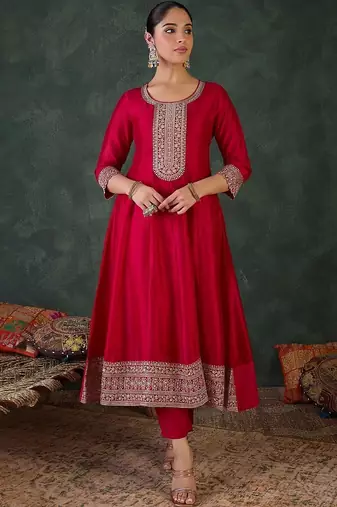 women ethnic motifs embroidered regular gotta patti kurta with trousers & with dupatta
