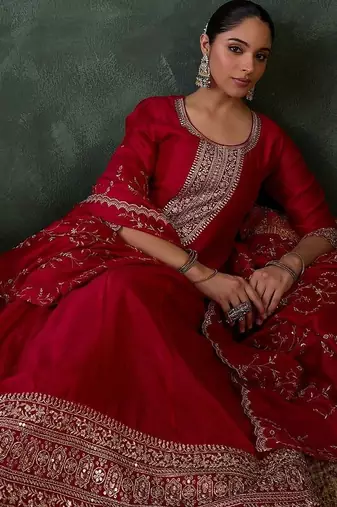 women ethnic motifs embroidered regular gotta patti kurta with trousers & with dupatta