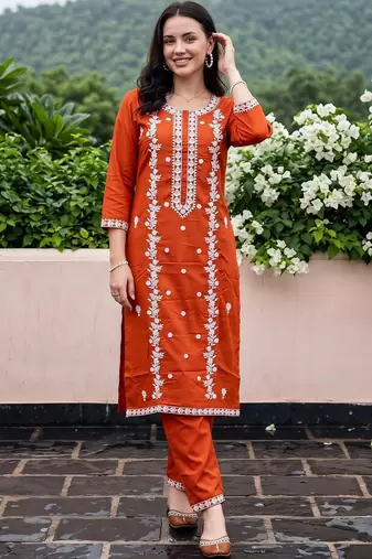 women ethnic motifs embroidered regular thread work kurta with trousers