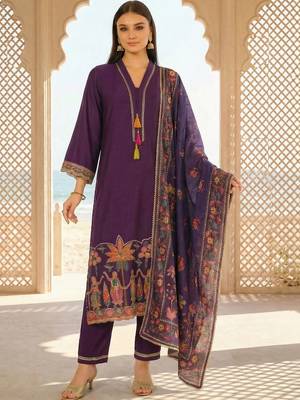 women ethnic motifs embroidered regular thread work kurta with trousers & with dupatta 1