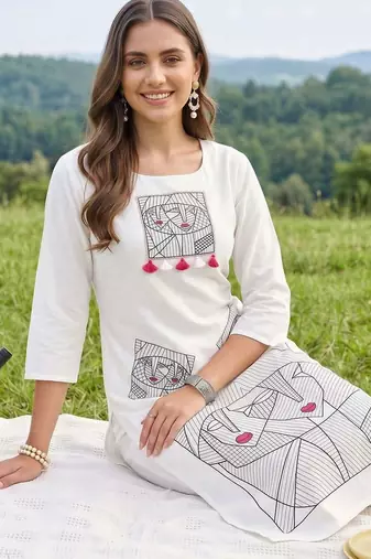 women printed regular cotton kurta with trousers