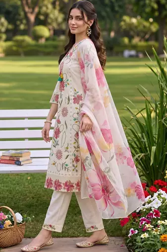 women floral embroidered regular thread work kurta with trousers with dupatta