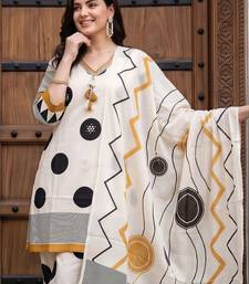 women printed regular cotton kurta with trousers & with dupatta