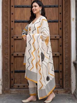 women printed regular cotton kurta with trousers & with dupatta 4