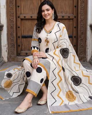 women printed regular cotton kurta with trousers & with dupatta 6