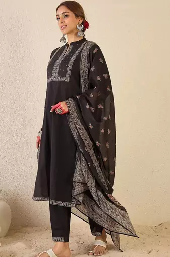 women ethnic motifs embroidered regular thread work cotton kurta with trousers & with dupatta