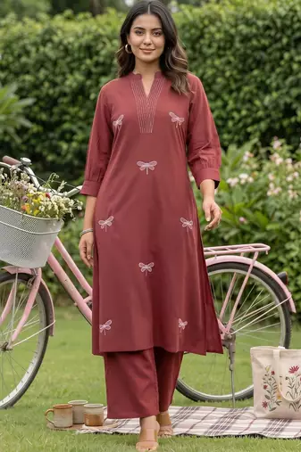 women ethnic motifs embroidered regular thread work cotton kurta with trousers